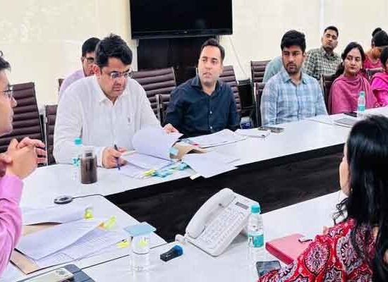 अवैध खनन को रोकने के लिए एडीसी ने अधिकारियों की नकेल कसी