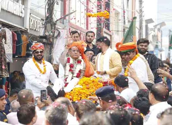 राज्यमंत्री राजेश नागर का भव्य स्वागत