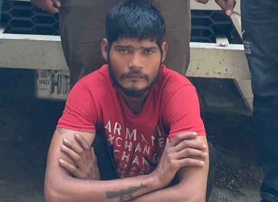 वाहन चोरी मामले में आरोपी गिरफ्तार