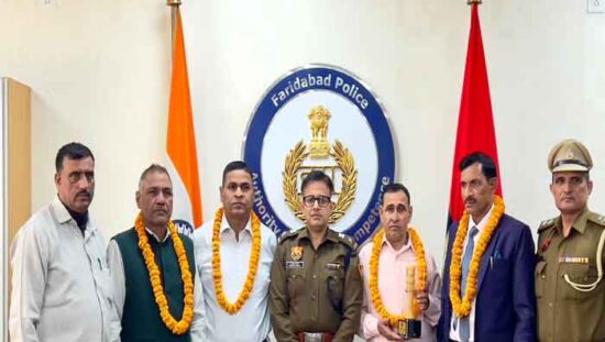 फरीदाबाद पुलिस परिवार के 4 सदस्य पुलिस विभाग से सेवानिवृत हुए है