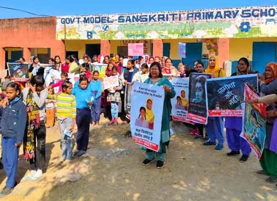 केंद्र सरकार द्वारा बाल विवाह के खिलाफ अभियान ‘बाल विवाह मुक्त भारत’ की शुरुआत की गई है।