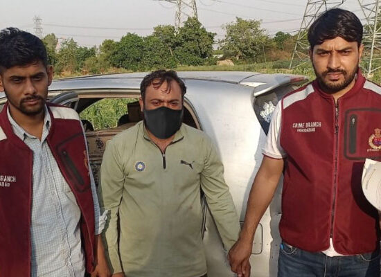 faridabad-crime-branch-arrested-liquor-smuggler-45-boxes-recovered
