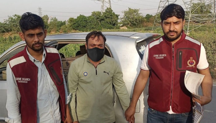 faridabad-crime-branch-arrested-liquor-smuggler-45-boxes-recovered