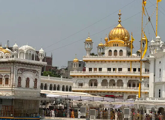 अकाल तख्त, पंजाब सरकार, गुरु ग्रंथ साहिब सत्कार संशोधन अधिनियम 2026, SGPC और नए विधेयक को लेकर बैठक।