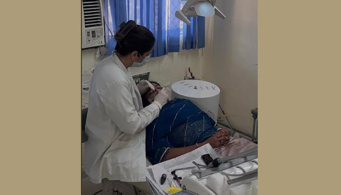 बीके सिविल अस्पताल फरीदाबाद में ऑर्थोडॉन्टिक्स उपचार लेते मरीज।