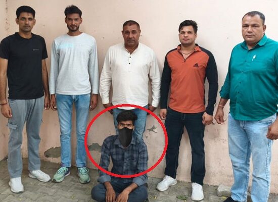 फरीदाबाद के लकड़पुर में 3 वर्षीय बच्चे की हत्या के मामले में गिरफ्तार सौतेला पिता पुलिस हिरासत में।