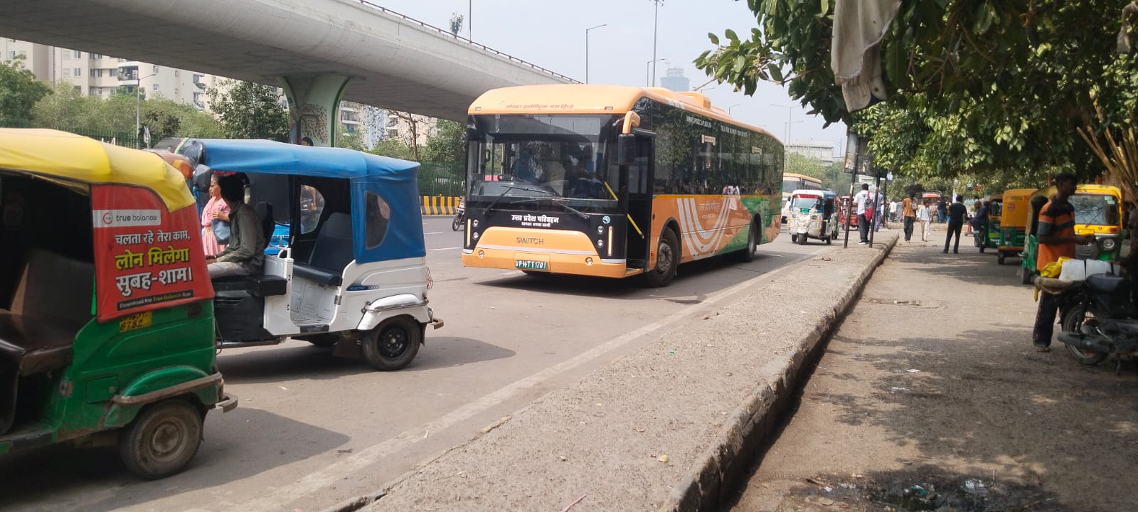 70 प्रतिशत स्थायी स्टाफ की तैनाती के बाद भी कम यात्री, चार्जिंग स्टेशन और बस शेल्टर की कमी बनी चुनौती