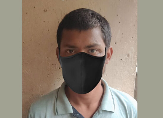 फरीदाबाद में अवैध देसी कट्टा के साथ गिरफ्तार आरोपी।