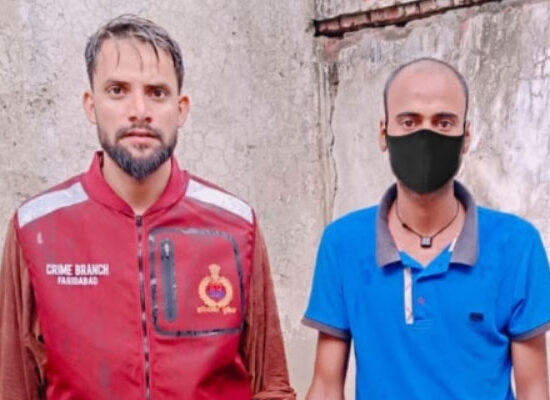 फरीदाबाद पुलिस द्वारा वाहन चोरी के मामले में बरामद की गई मोटरसाइकिल।