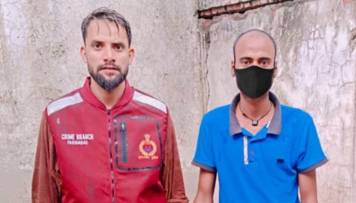 फरीदाबाद पुलिस द्वारा वाहन चोरी के मामले में बरामद की गई मोटरसाइकिल।