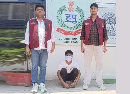 फरीदाबाद में गिरफ्तार वाहन चोर असफाक