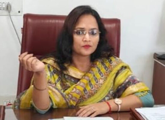 हरियाणा में स्वयं सहायता समूहों के लिए डेयरी स्थापना हेतु शामलात भूमि योजना।