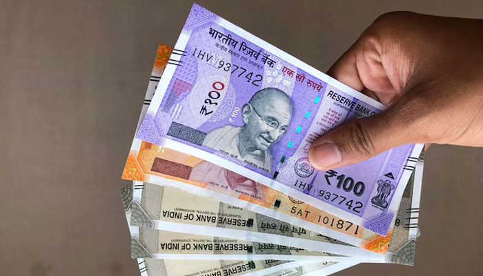नेपाल में भारतीय मुद्रा के नए नियमों से जुड़ी सांकेतिक तस्वीर।