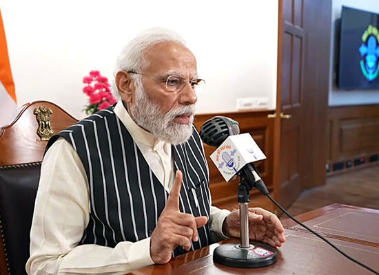 मन की बात कार्यक्रम के 136वें एपिसोड में संबोधित करते प्रधानमंत्री नरेंद्र मोदी।