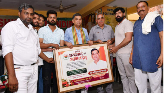 शिक्षा मन्दिर कॉन्वेंट स्कूल फरीदाबाद में आयोजित जनसेवा सम्मान समारोह में सम्मानित अतिथि