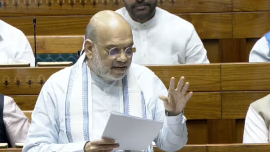 संसद में वंदे मातरम् संशोधन बिल 2026 पेश करते केंद्रीय गृह मंत्री अमित शाह