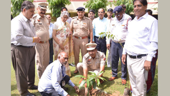 Students and dignitaries participating in tree plantation drive at DAV GPC Public School Faridabad