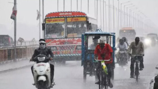 दिल्ली एनसीआर में सावन की झमाझम बारिश और बदला मौसम