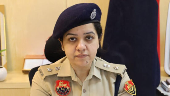 फरीदाबाद पुलिस की साइबर अपराध के खिलाफ कार्रवाई में गिरफ्तार साइबर ठग