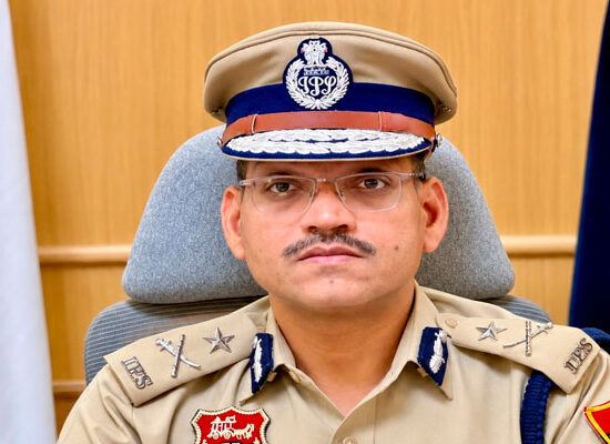 फरीदाबाद पुलिस का विशेष वीकेंड अभियान और बरामद अवैध सामान