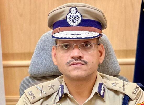 Faridabad Police fourth weekend campaign arrests accused and seized illegal weapons