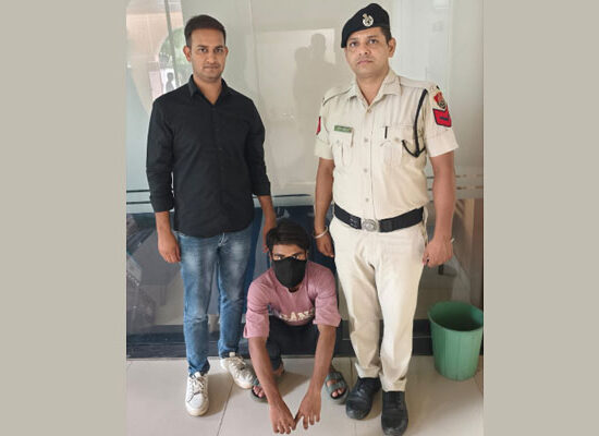 इंग्लैंड ले जाने के नाम पर साइबर ठगी मामले में फरीदाबाद पुलिस द्वारा गिरफ्तार आरोपी अनायत।