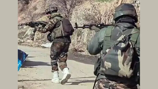अरुणाचल प्रदेश के चांगलांग में भारत-म्यांमार सीमा पर तैनात असम राइफल्स के जवान