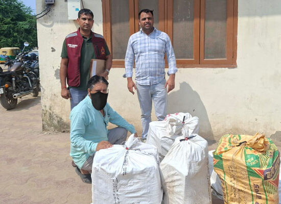 फरीदाबाद में 83 किलो अवैध पटाखों के साथ गिरफ्तार आरोपी