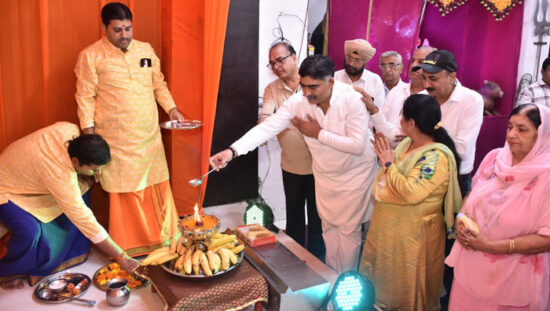 फरीदाबाद के सिद्धपीठ श्री हनुमान मंदिर में श्रीकृष्ण जन्माष्टमी की भव्य झांकी