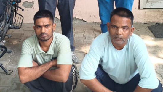 फरीदाबाद में वाहन चोरी के मामले में बरामद चोरी की मोटरसाइकिल