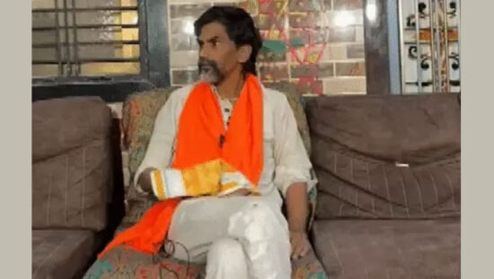 मराठा आरक्षण आंदोलन के नेता मनोज जरांगे भूख हड़ताल खत्म करने के बाद