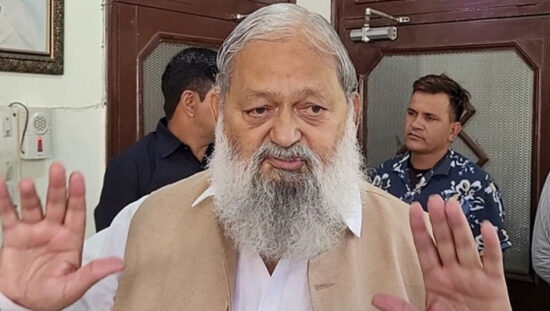 Haryana Energy Minister Anil Vij addressing the media on the electricity employees' strike and private power distribution order.