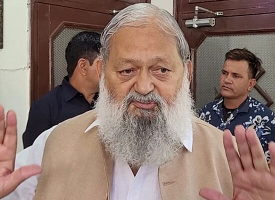 Haryana Energy Minister Anil Vij addressing the media on the electricity employees' strike and private power distribution order.