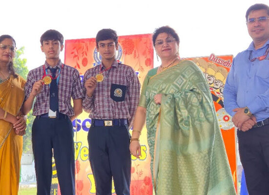 बालाजी पब्लिक स्कूल बल्लभगढ़ के राष्ट्रीय मुआय थाई बॉक्सिंग प्रतियोगिता के लिए चयनित खिलाड़ी आयुष और शाइन