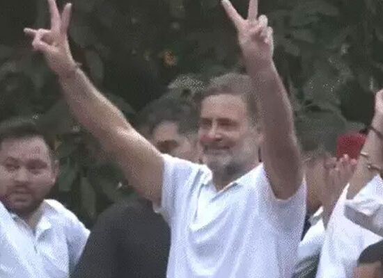 सुप्रीम कोर्ट में राहुल गांधी के विरोध मार्च पर टिप्पणी करते भारत के मुख्य न्यायाधीश सूर्यकांत।