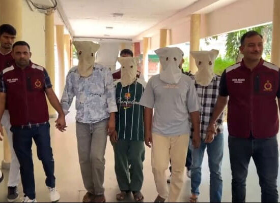 फरीदाबाद के फतेहपुर तगा में 1 करोड़ 4 लाख 80 हजार रुपये की डकैती के मामले में पुलिस की कार्रवाई