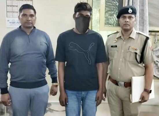 फरीदाबाद साइबर थाना पुलिस द्वारा पकड़ा गया खाताधारक रमन लाल।