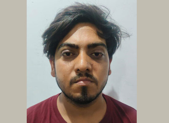 फरीदाबाद में मोटरसाइकिल चोरी के मामले में गिरफ्तार आरोपी और AVTS-2 पुलिस की कार्रवाई