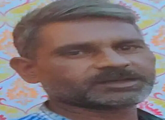 फरीदाबाद में ट्रैक्टर चालक जगदीश की मौत के मामले में जांच करती पुलिस