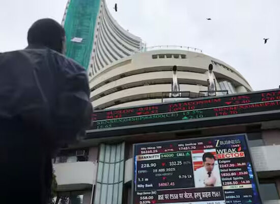 Indian stock market outlook as foreign investor outflows and rising bond yields put pressure on equity valuations.