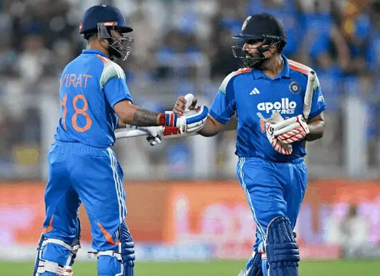 Rohit Sharma and Virat Kohli during an India cricket match ahead of discussions over their 2027 World Cup selection.